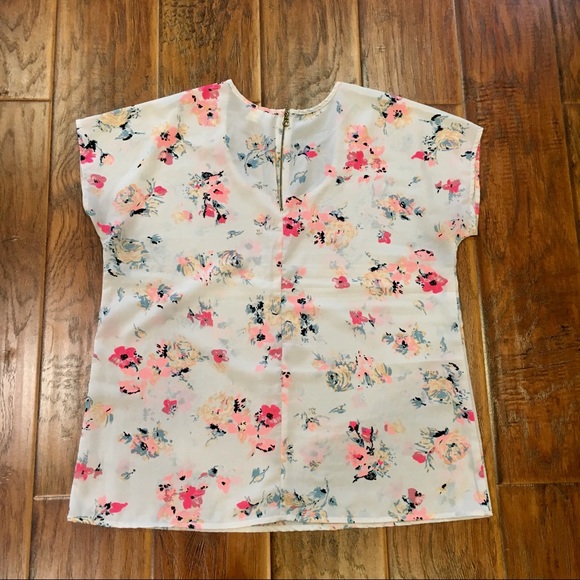 Beautiful Floral Blouse Sz L - Picture 3 of 4